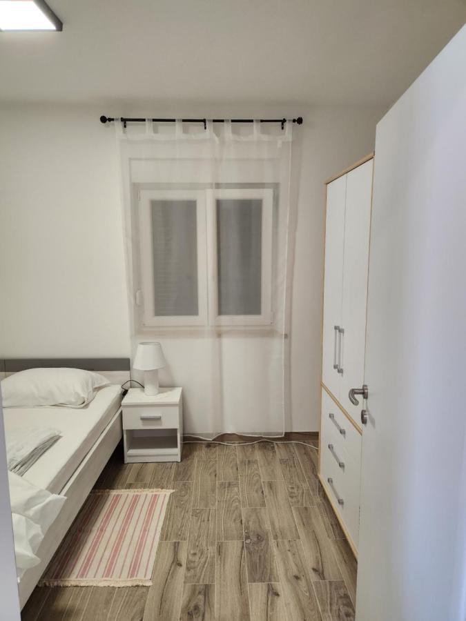 H&D Apartment Сумартин Экстерьер фото