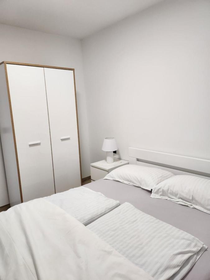 H&D Apartment Сумартин Экстерьер фото