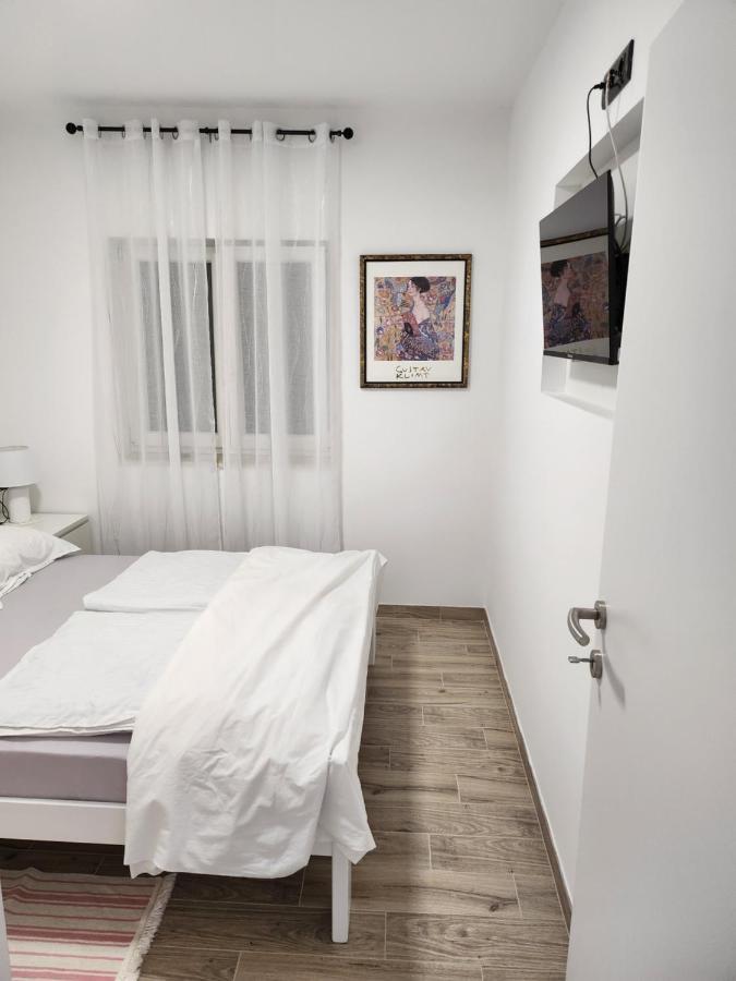 H&D Apartment Сумартин Экстерьер фото